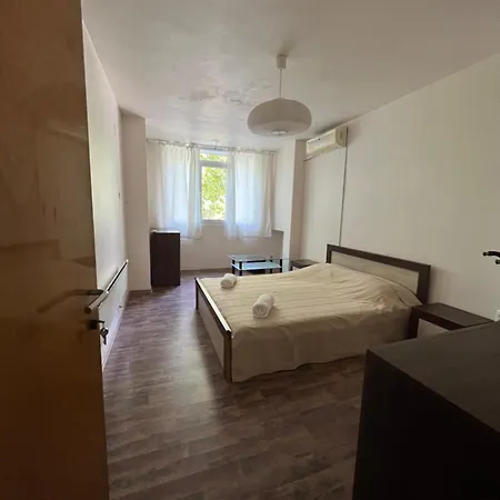 Apartamento апартамент чайка 5 *
